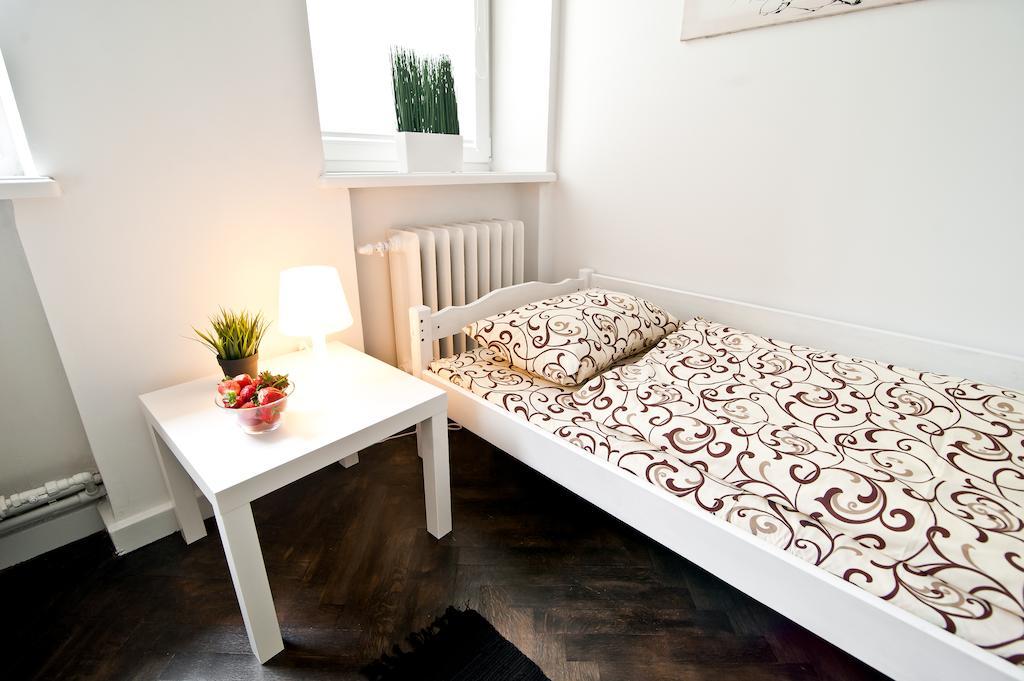 Extra Hostel "Easy Kaunas" Δωμάτιο φωτογραφία