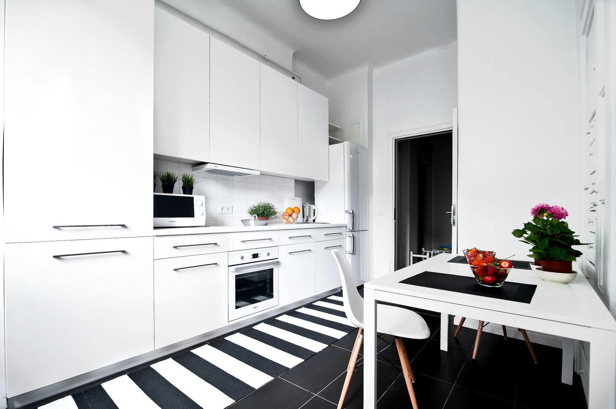Extra Hostel "Easy Kaunas" Εξωτερικό φωτογραφία